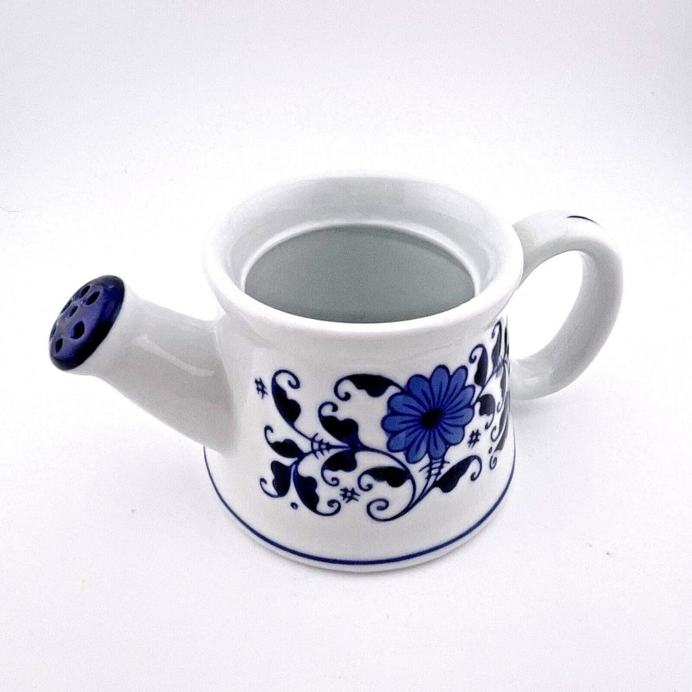 Holtkamp Greenhouses Inc. 2" Blue‎ White Ceramic Watercan Planter Succulent Pot